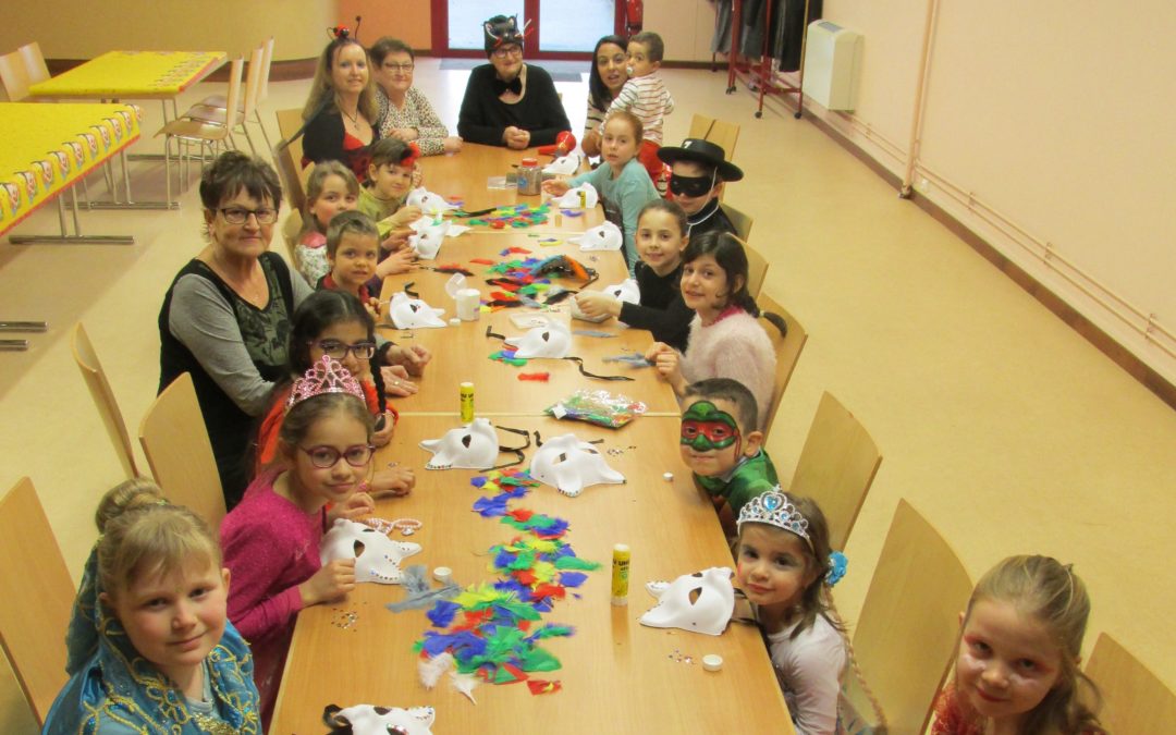 Après-midi carnavalesque sous l’égide de la bibliothèque municipale.